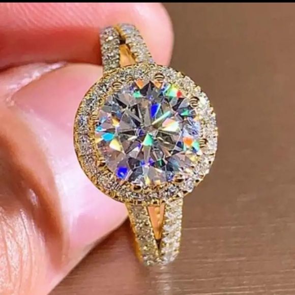 Halo 3 ct Simulated Diamond wedding bridal engagement stunning 18k plated ring - Picture 3 of 7